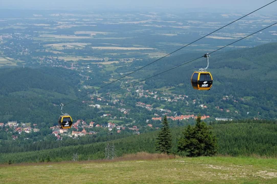 Dom Goscinny Finezja Świeradów-Zdrój エクステリア 写真